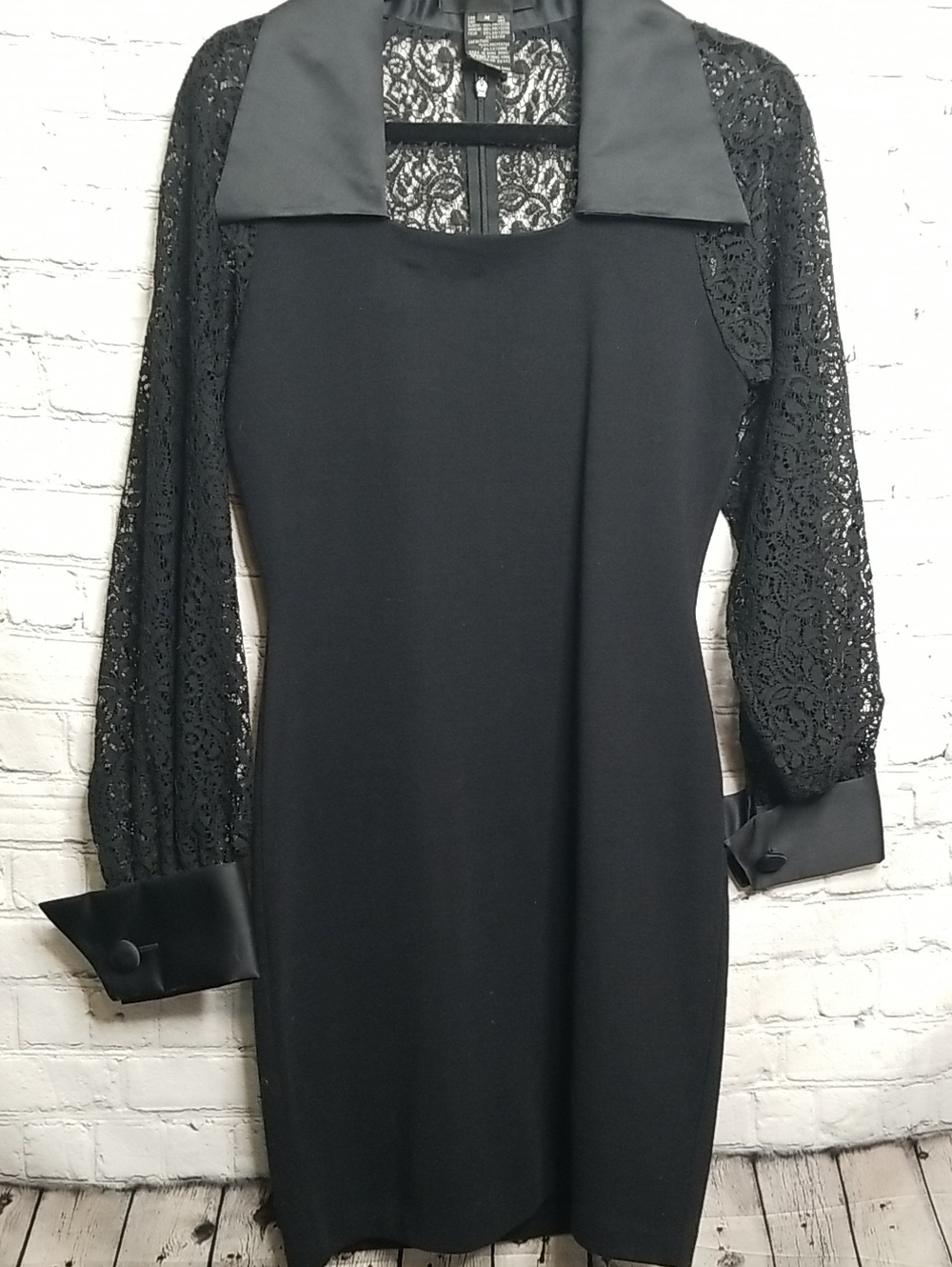 Andrea Jovine womens black dress size Medium square neck back zipper EUC